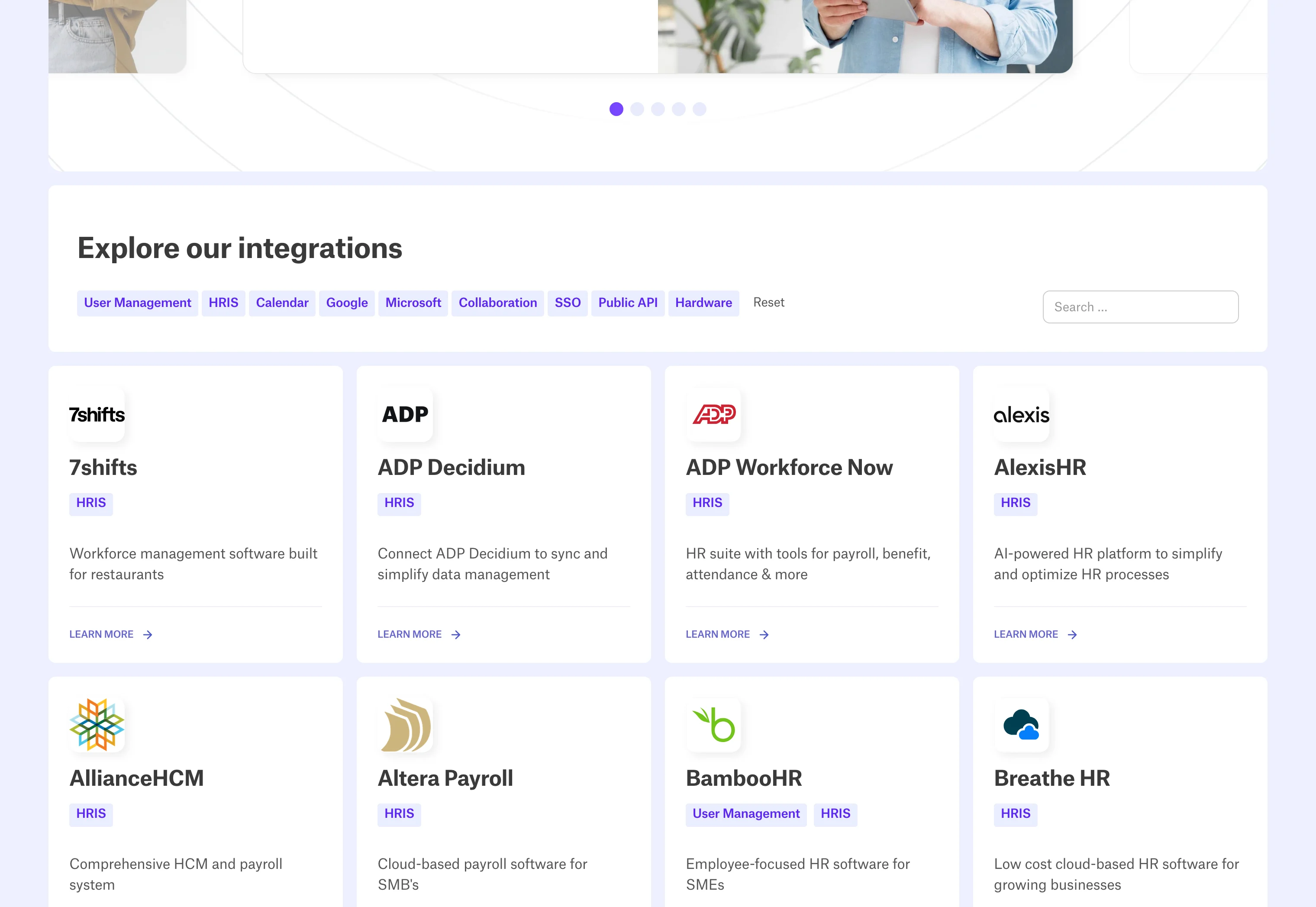 Screenshot of software integration options including 7shifts, ADP Decidium, ADP Workforce Now, AlexisHR, AllianceHCM, Altera Payroll, BambooHR, and Breathe HR with brief descriptions and HRIS tags.