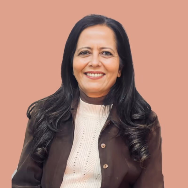 Photo of Gauri Chabra, Director of Global Operations, Saguna Consulting