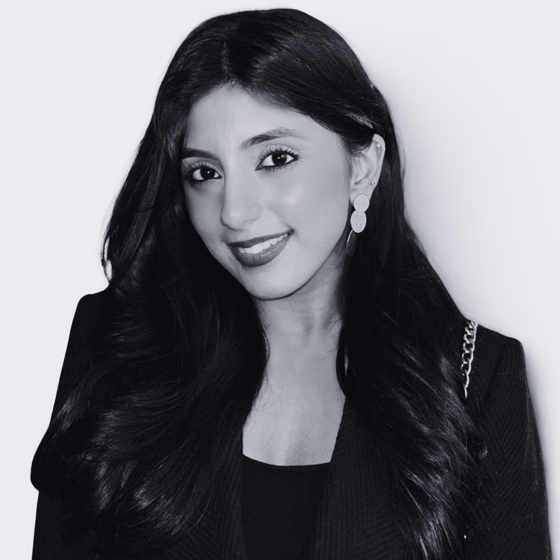 Photo of kritika kapoor 