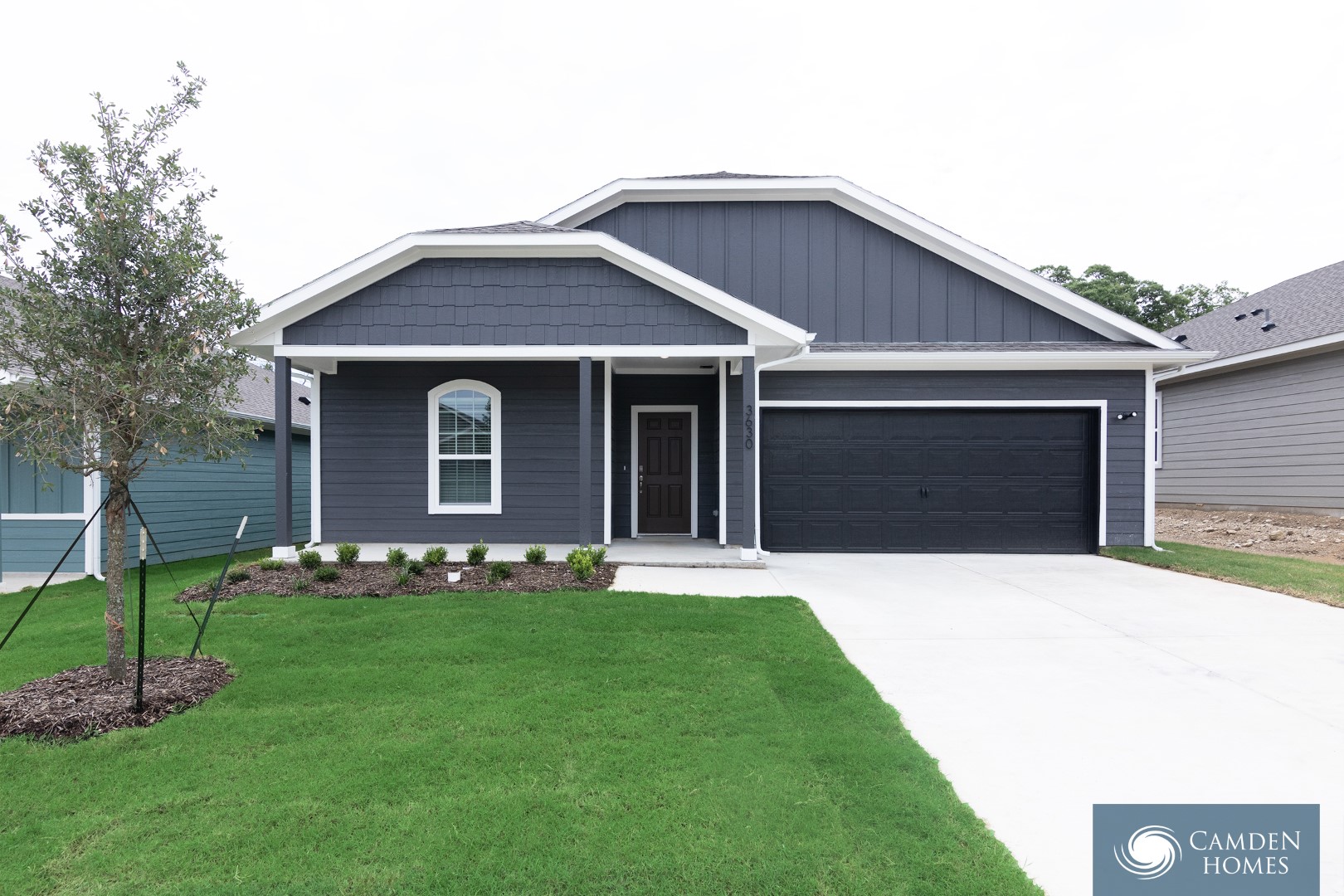 4422 Giralang Ln