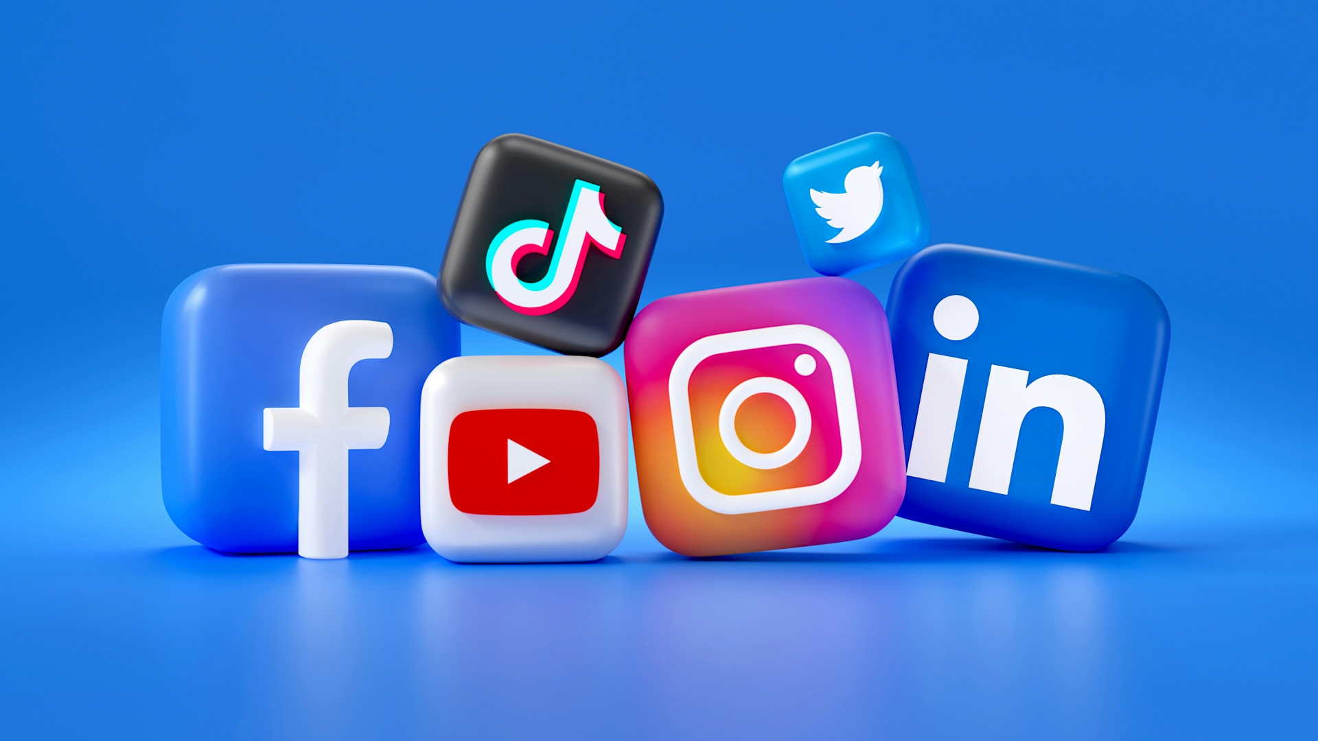 2025年最新!日本と世界のSNS利用者数ランキングとその特徴 - (株)LIFE PEPPER|1000社の海外デジタルマーケティング支援