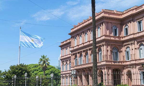 ICSID tribunal orders Argentina to pay USD 715M to AES for breaches of the US-Argentina BIT in the electricity sector during the 2001–2003 crisis.