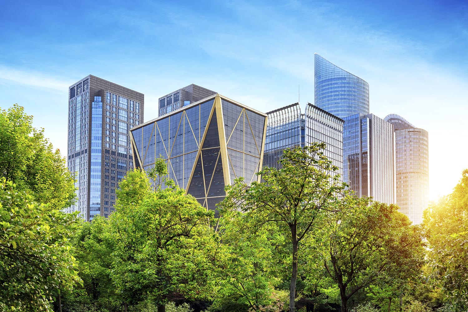 Hebei Court refuses to enforce U.S. default judgment in Sunvalley v Baoding, affirming supremacy of arbitration clauses under Chinese law.