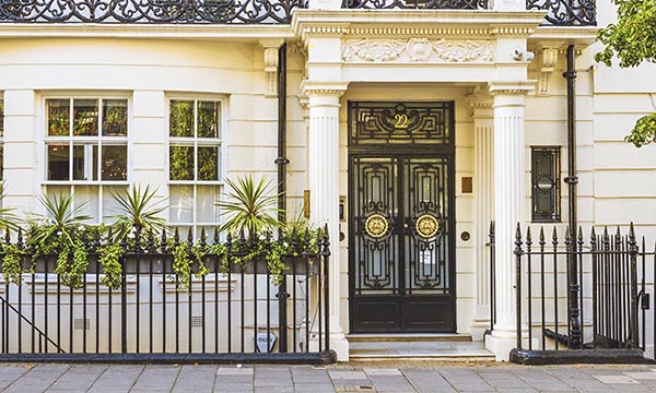 Court confirms GCA may intervene under CPR 19.2(2)(a), providing objective insight on the Groceries Code in a supplier–supermarket dispute.