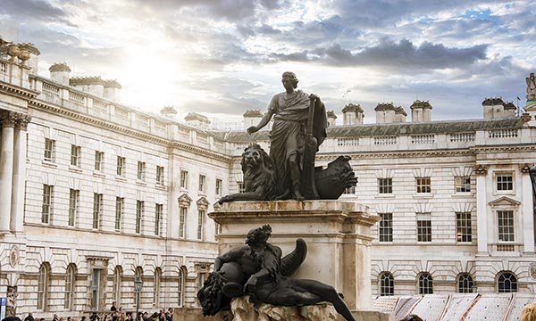 English court rules that ratifying the New York Convention does not waive state immunity under the SIA 1978, confirming limits on enforcement against states.