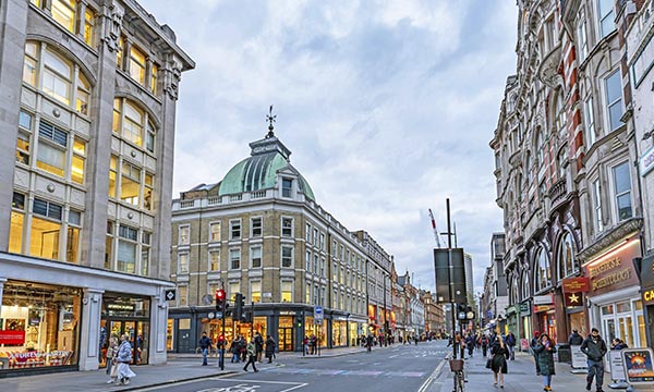 Belgravia Law participated in a Legal AI hackathon by Jus Mundi in London, tackling a mock arbitration scenario with advanced AI legal tools.