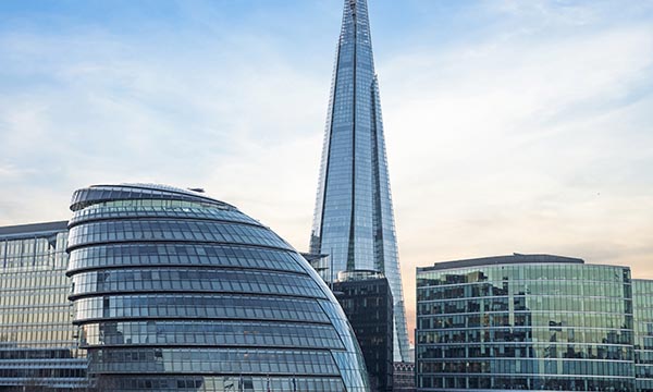 Overview of CIArb’s 2025 Guideline on the Use of AI in Arbitration, outlining principles, risks, party autonomy and powers of tribunals.