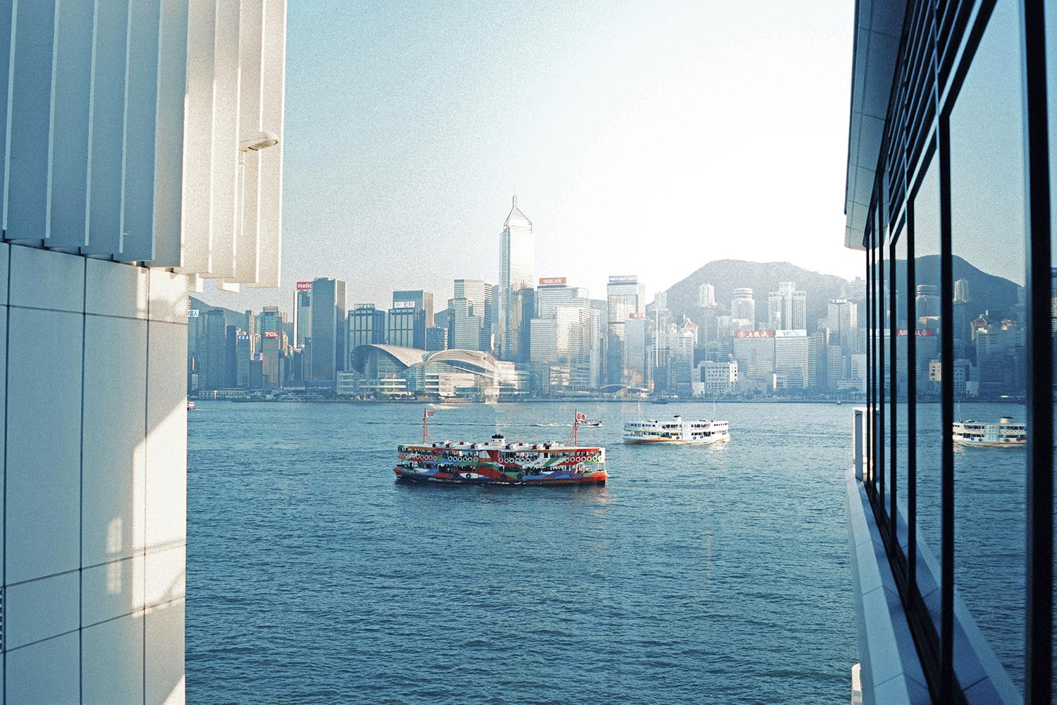 Hong Kong court considers anti-suit injunction to restrain Cayman winding-up proceedings in support of an HKIAC arbitration clause.