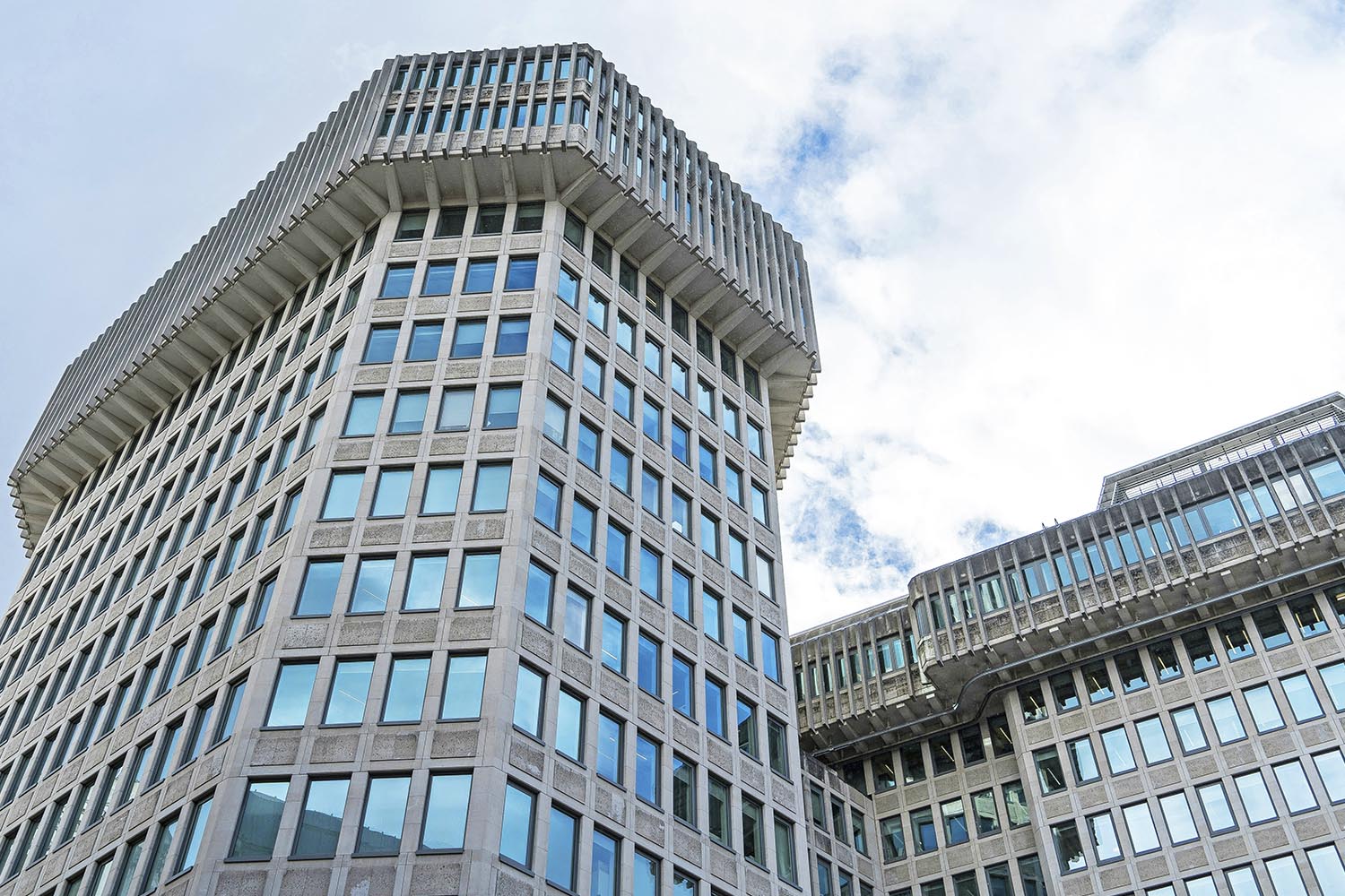 UK Government plans legislation to reverse PACCAR, clarify the status of litigation funding agreements and introduce proportionate regulation.