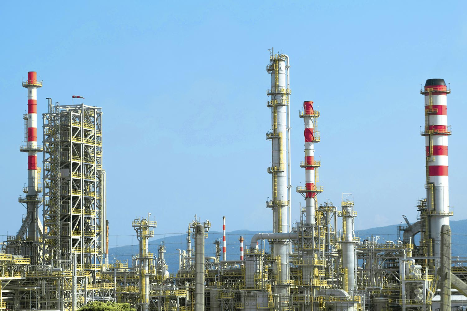 The UK warns of oil price cap evasion via falsified certificates of origin, highlighting red flags and best practices for businesses to ensure compliance.