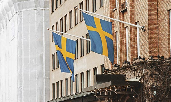 The SCC Arbitration Institute issues non-binding guidance on AI use in arbitration, focusing on confidentiality, integrity, quality and tribunal decision-making.