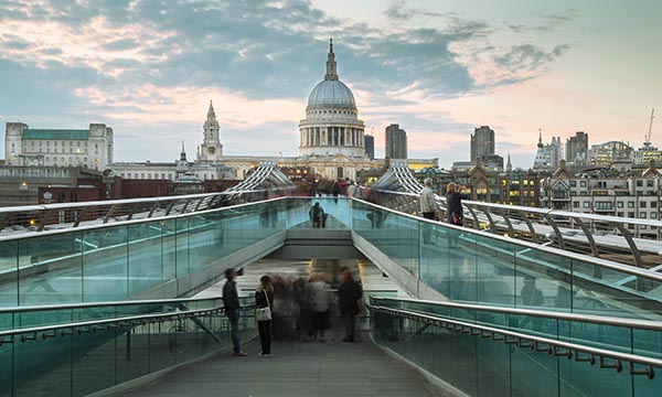 Summary of UK sanctions enforcement under SAMLA, covering financial sanctions, prohibitions, extraterritorial reach and licensing.