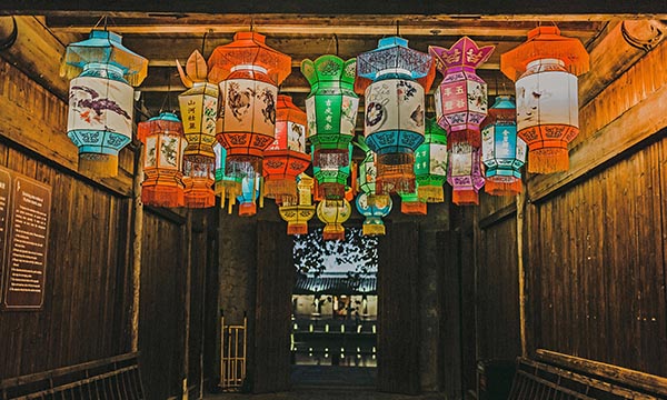 Analysis of US and EU sanctions on China, highlighting compliance, arbitration risks, and strategies for international businesses.