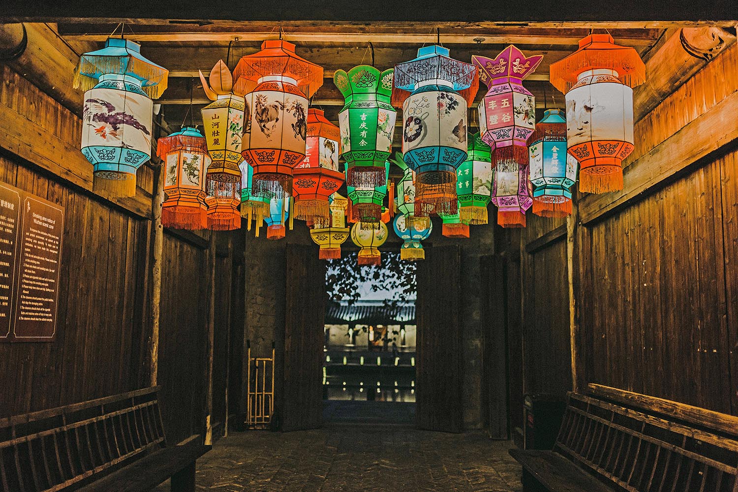 Analysis of US and EU sanctions on China, highlighting compliance, arbitration risks, and strategies for international businesses.