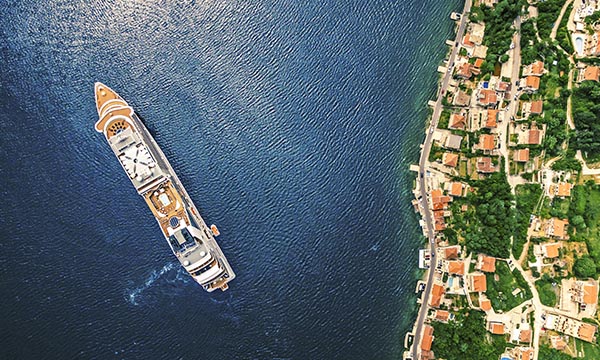 Montenegro restricts mobile and online gambling payments; the government reviews the controversial ban amid petitions, EU concerns, and possible ICSID disputes.