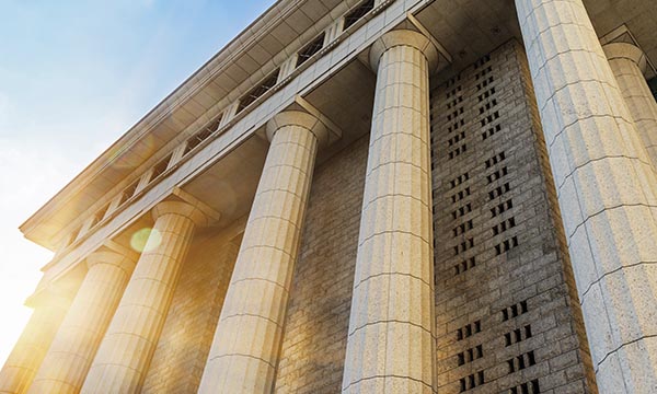 Court of Appeal upheld costs in sterling in a s.68 Arbitration Act case, confirming appeals on currency do not require permission under s.68(4).