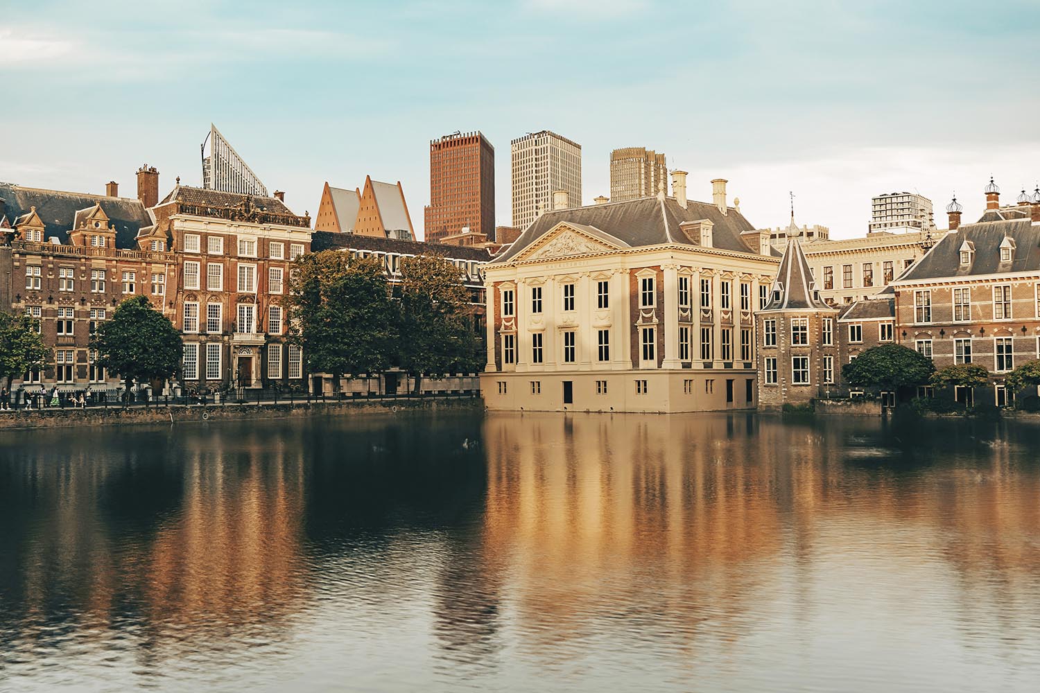 Hague Court of Appeal upholds attachment on Gazprom’s shares, allowing enforcement of a $300m award against Russia despite immunity claims.