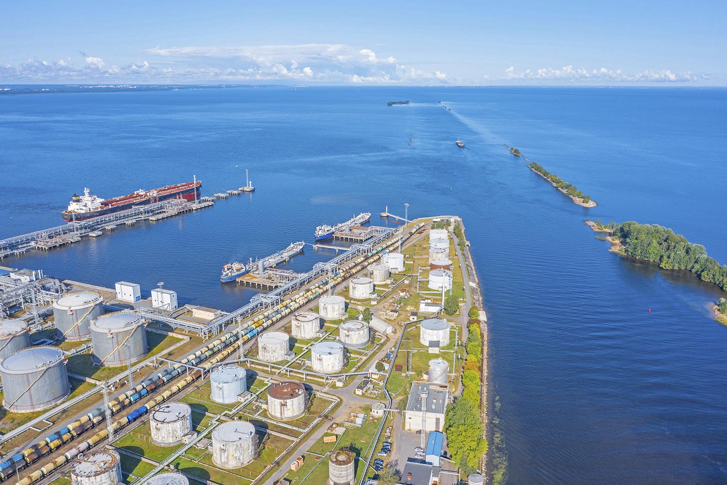 UK court rejects Russia’s fraud and illegality claims in Yukos case, allowing enforcement of damages while denying costs on public policy grounds.