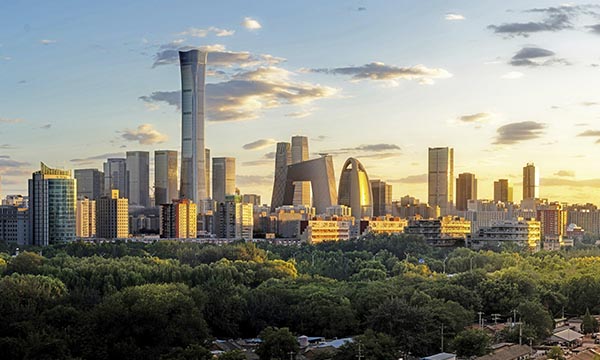 English Commercial Court enforces PRC judgments totalling £28.4 million in Li v Yuan, clarifying recognition of Chinese judgments under common law on jurisdiction and residence grounds.