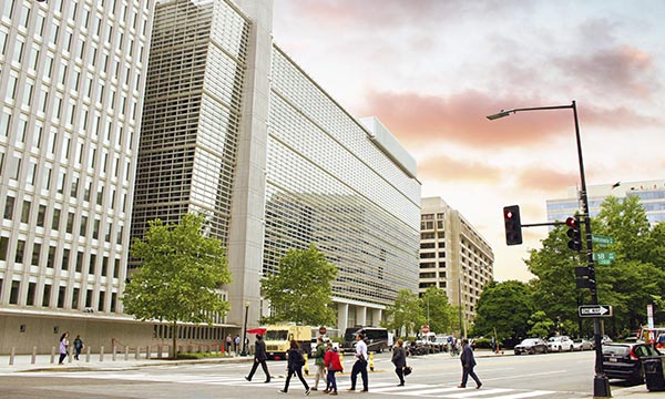 An ICSID tribunal rejected broad document production requests, confirming that privilege should be assessed under the IBA Rules rather than host state law.