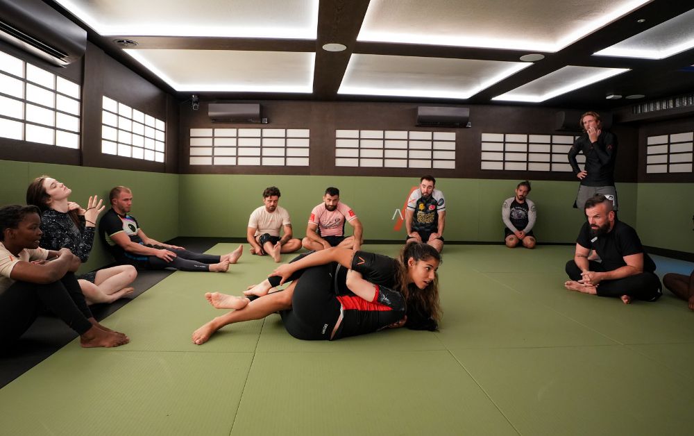 Beginners Cohort BJJ class at ARMA Clapham showing fundamental drilling with training partners