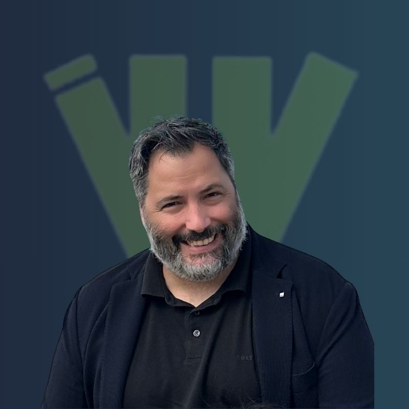 [headshot] image of satisfied customer (for a property management company)