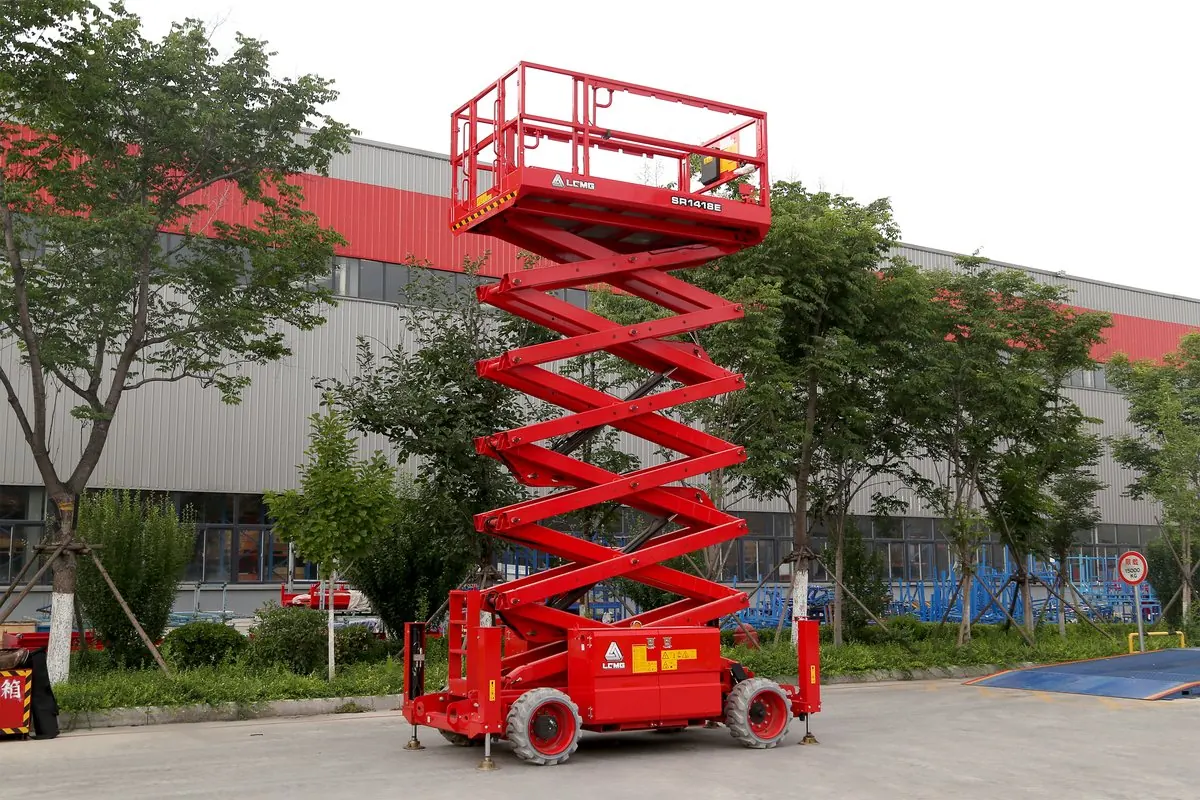 Terreng-sakselift 16 m – LGMG SR1418E