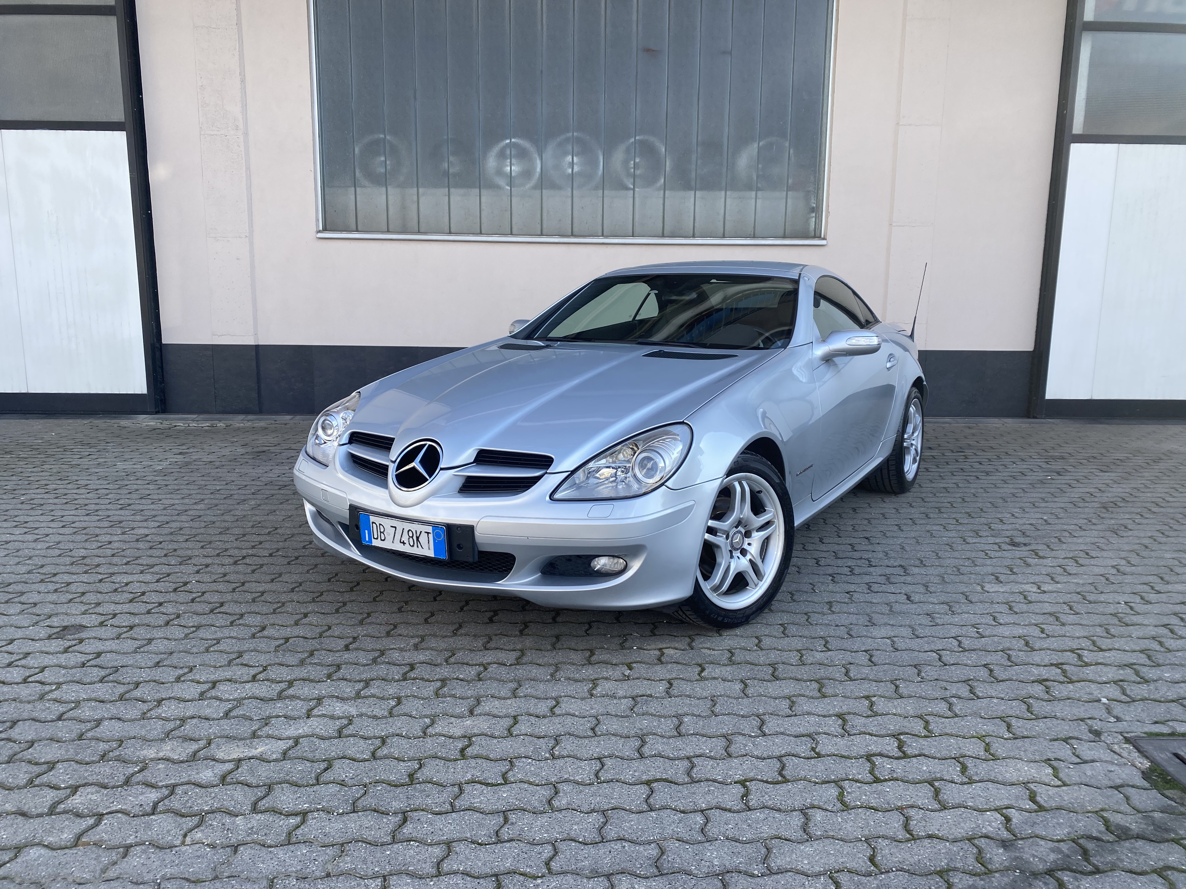 Mercedes-Benz SLK 200