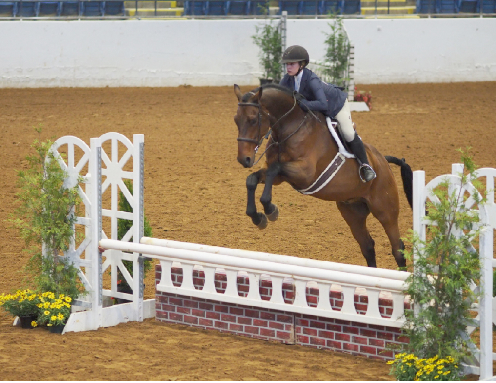 קייטלין פוליארד - קופצת משמחה