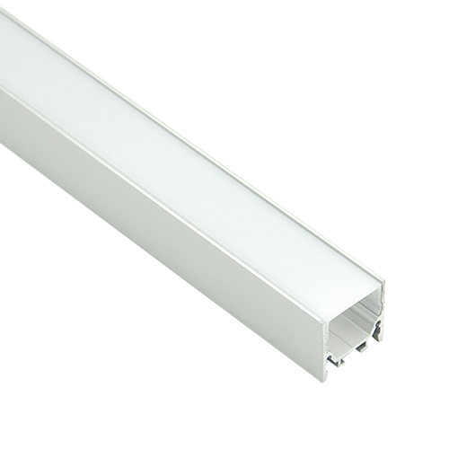 Светодиодные профили позволяют интегрировать ленту в потолок так, чтобы получить ровные световые линии и аккуратный внешний вид без видимых стыков.