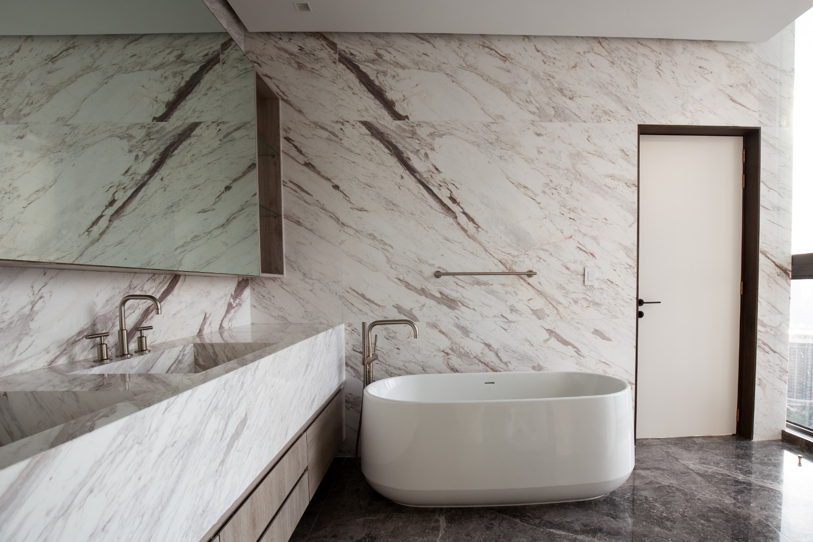 Luxury bathroom remodel Panama