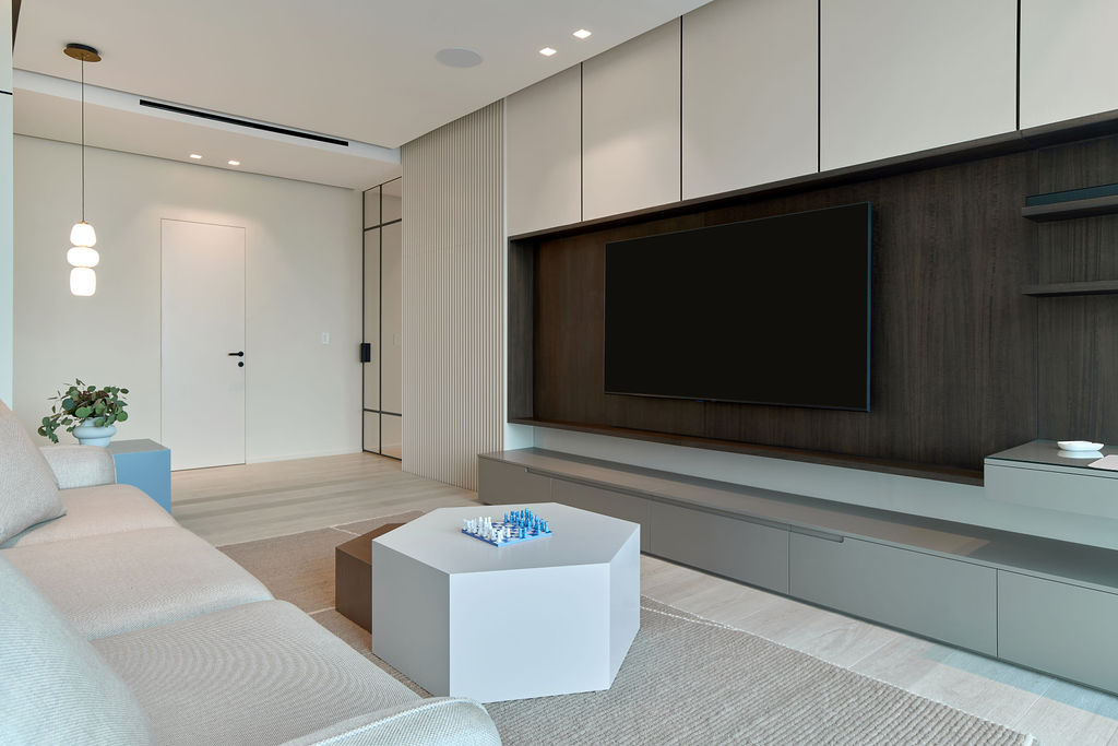 Contemporary den and home office design in Sea Point Paitilla Panama