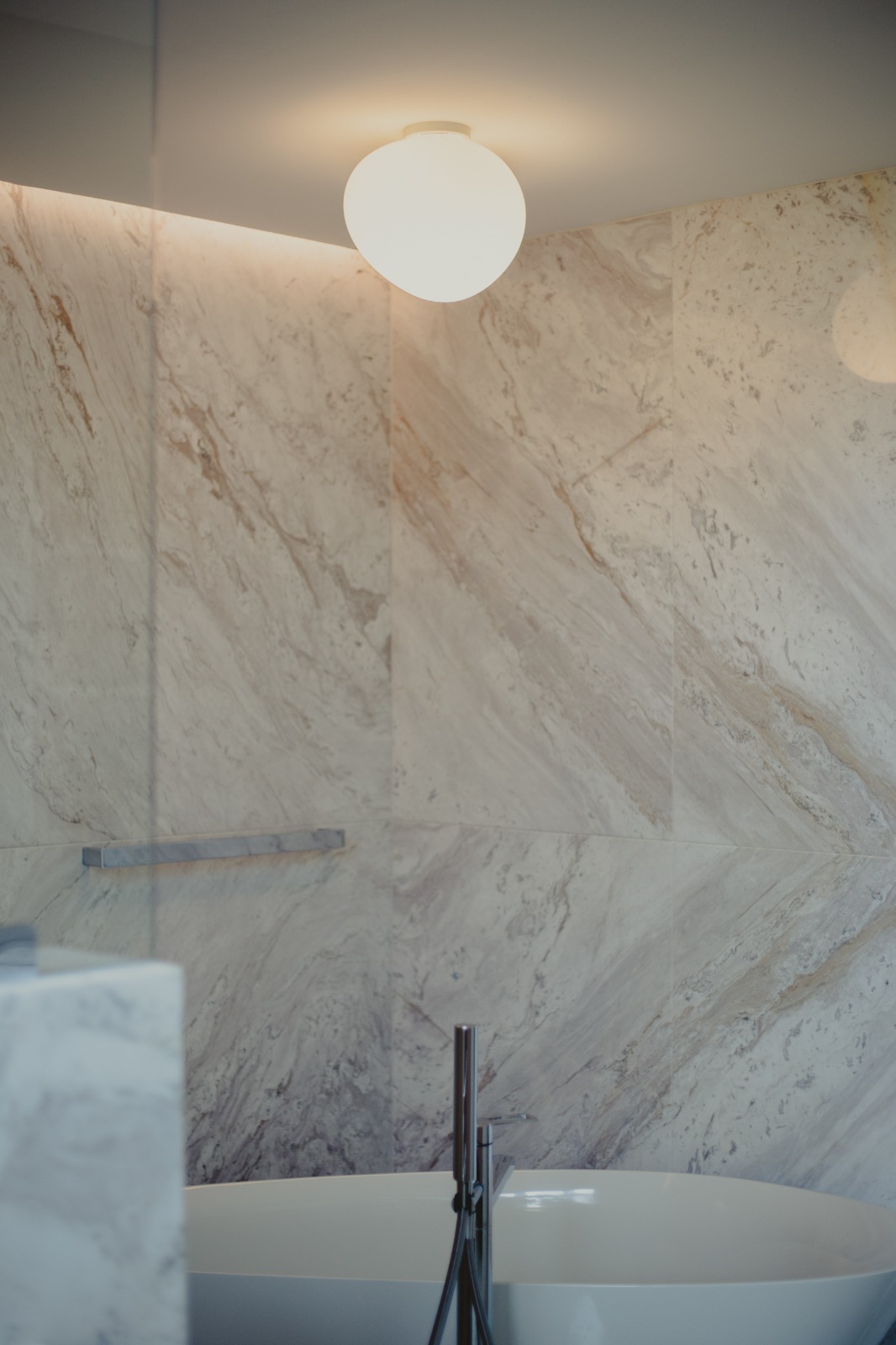 Residential bathroom design in Buenaventura