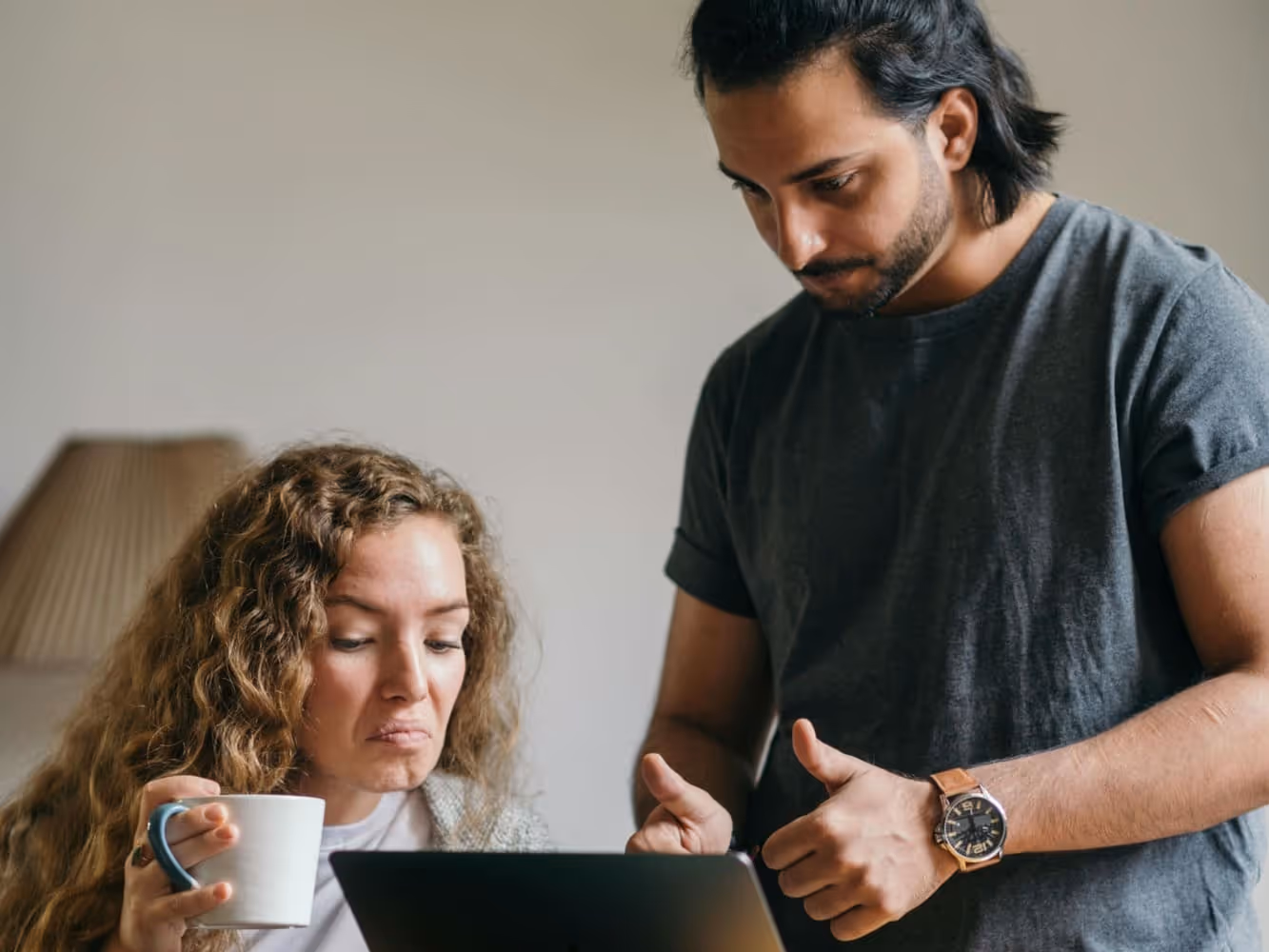 Création de site web sans code avec Webflow, collaboration entre designer et entrepreneur