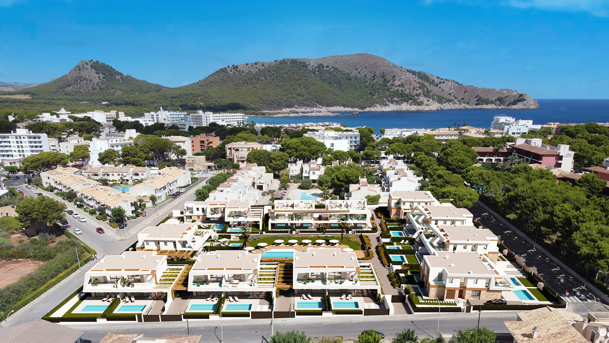 Neubau-Doppelhaushälfte in Cala Ratjada