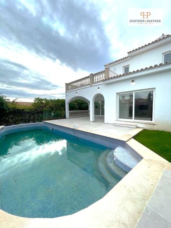 Luxusvilla in Génova mit Meerblick, Pool und separater Gästewohnung