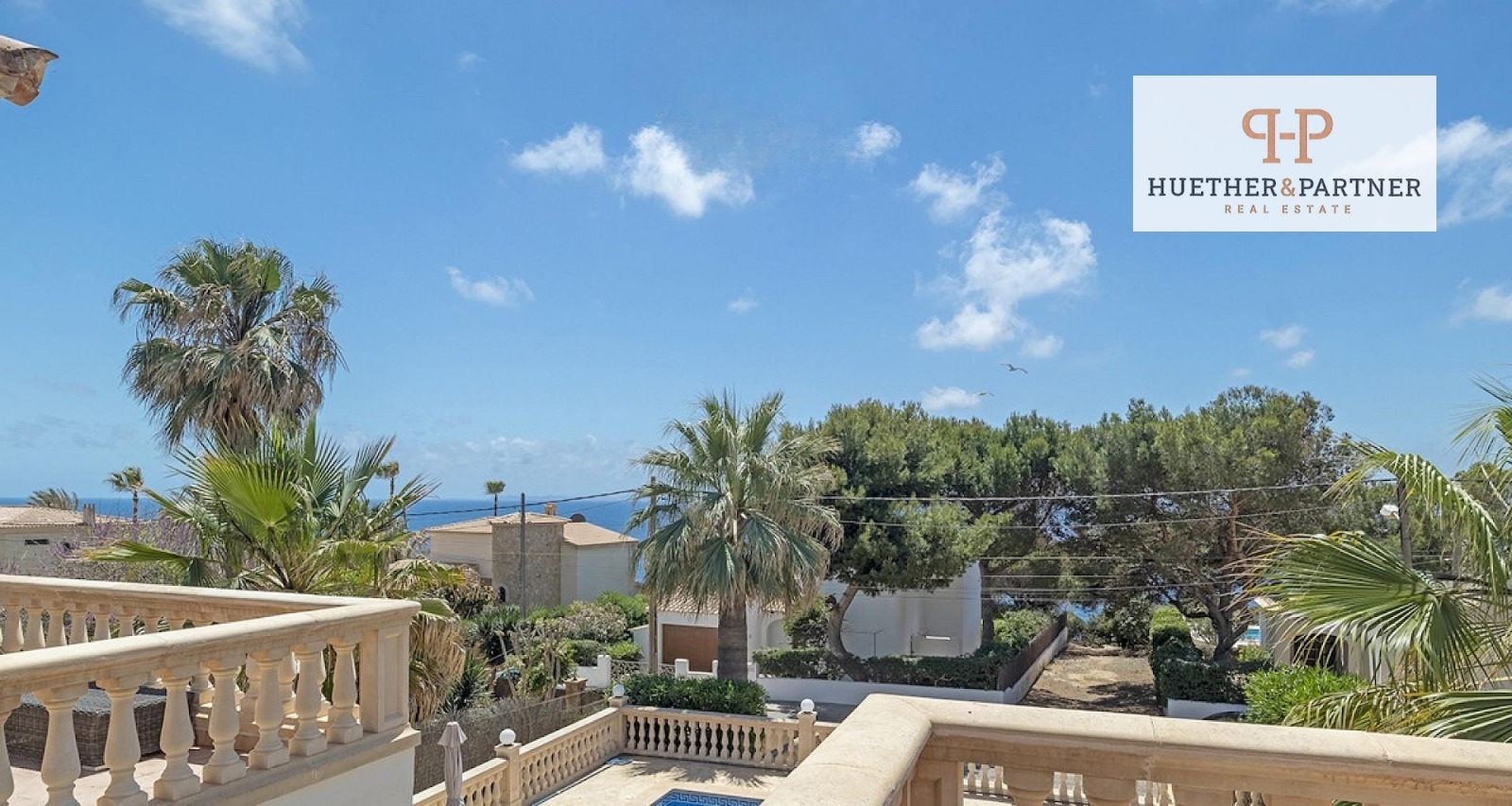 Zwei modernisierte Reihenhäuser in 2. Meereslinie mit Pool und Meerblick in Cala Pi mit ETV Lizenz