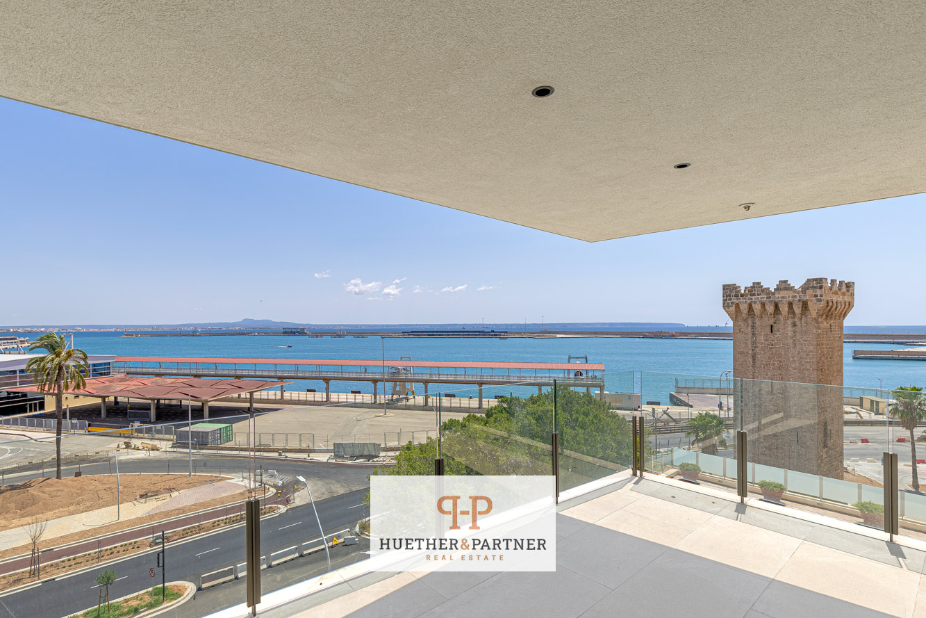 Exklusives Neubauapartment mit Meer- und Hafenblick am Paseo Marítimo in Palma