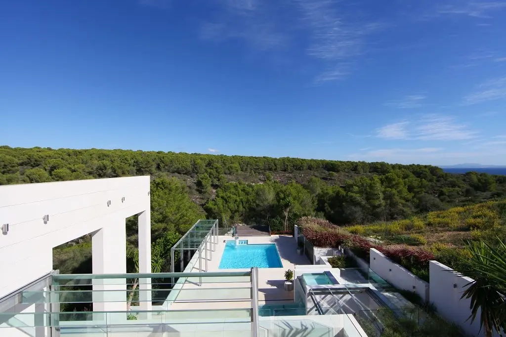Luxeriöse Pool-Villa in ruhiger Lage
