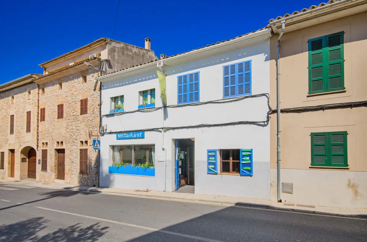 Dorfhaus in Sant Llorenc  mit vielen Möglichkeiten