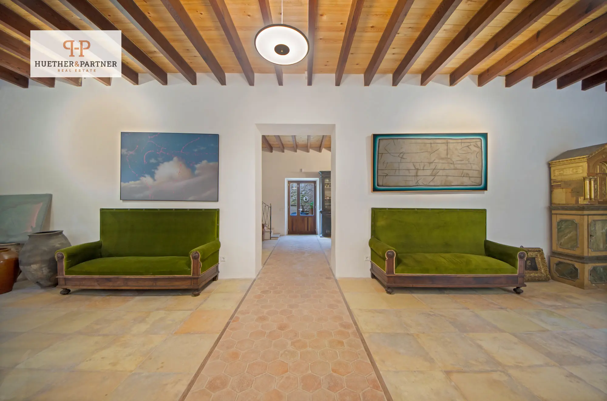 Außergewöhnliches Stadthaus auf Mallorca–Perfekt für höchste Ansprüche an Wohn- und Arbeitsraum.