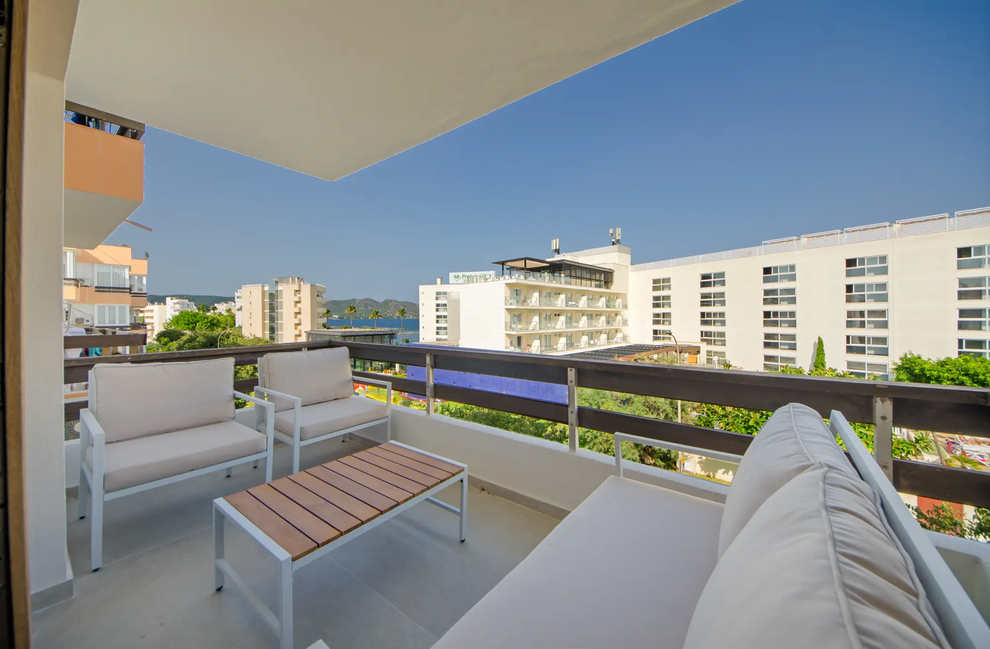 neubauimmobilie-kaufen-Cala Bona-mallorca-huether-partner-25-156-bild-1