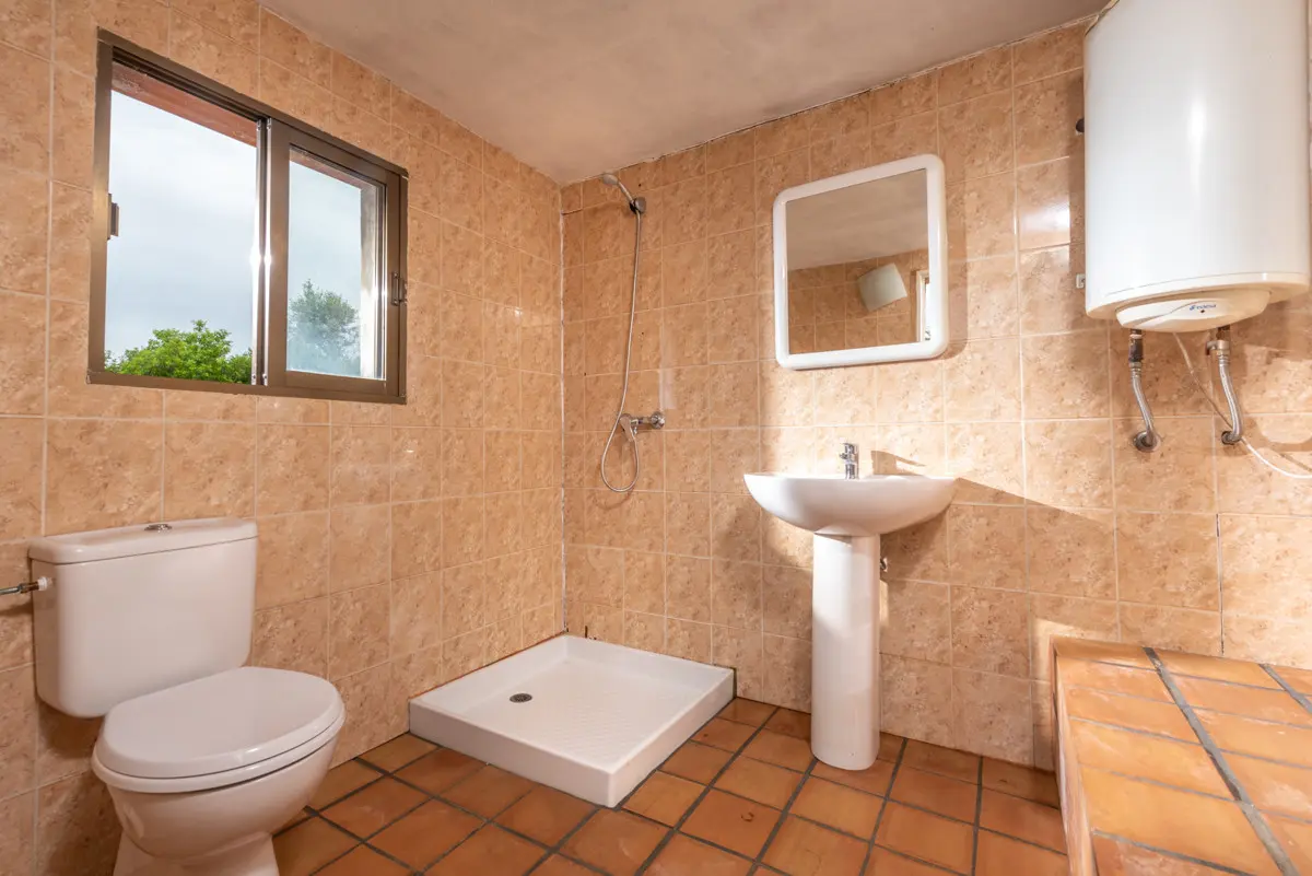 Finca mit Pool, Studio & Tennis in idyllischer Landlage — Foto 20