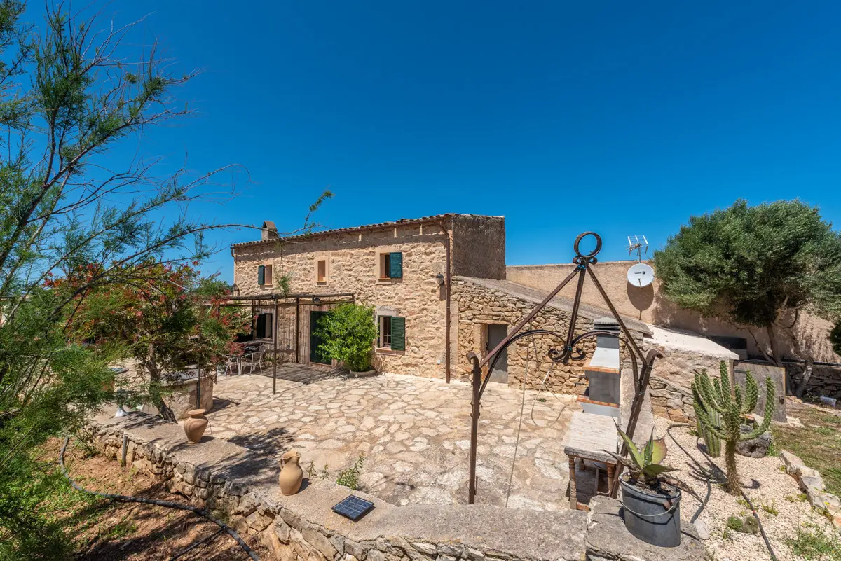 Finca mit Pool, Studio & Tennis in idyllischer Landlage — Foto 6
