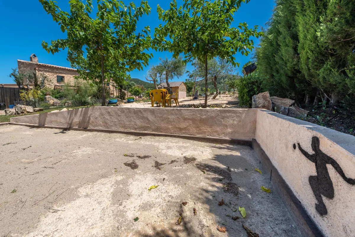 Finca mit Pool, Studio & Tennis in idyllischer Landlage — Foto 11