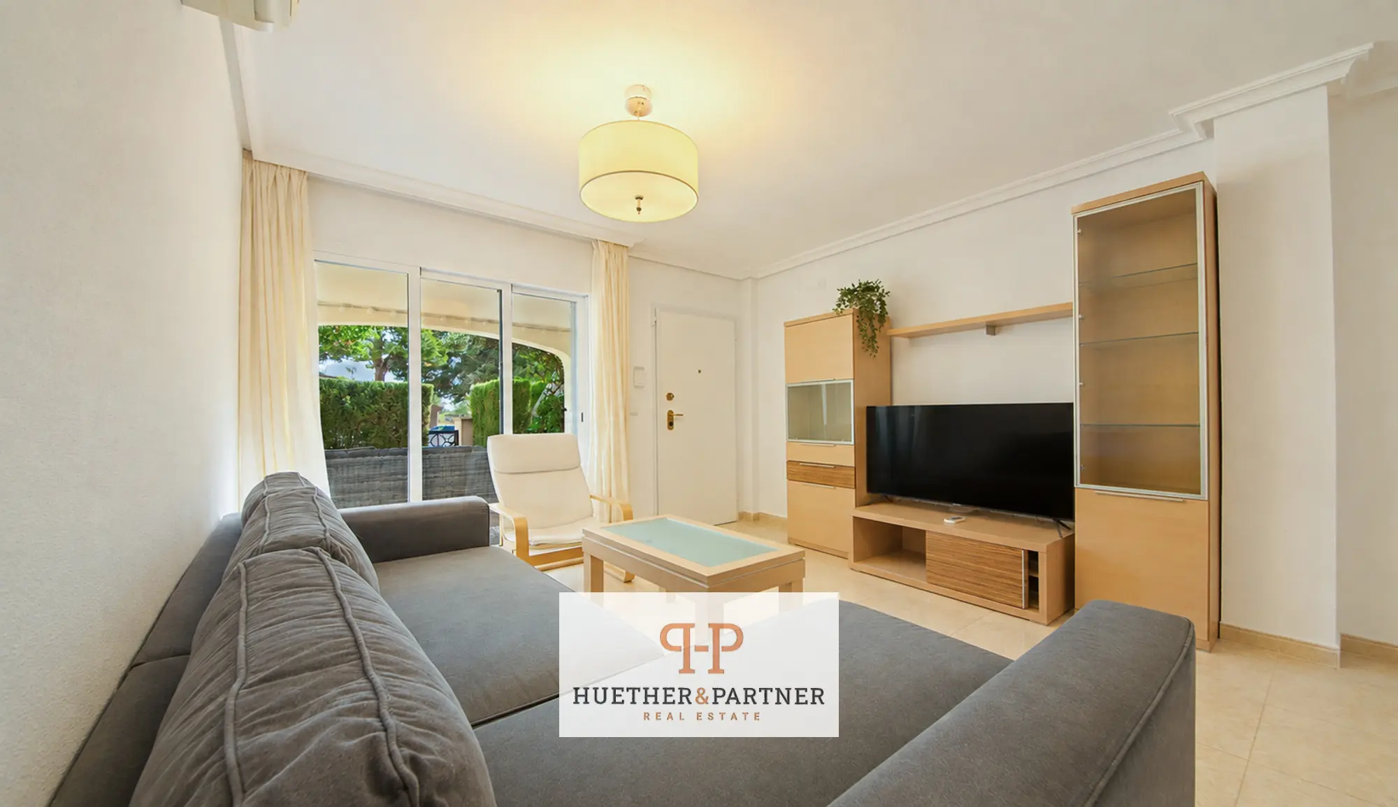 Erdgeschosswohnung Cala Antena mit großer Terrasse & Pool