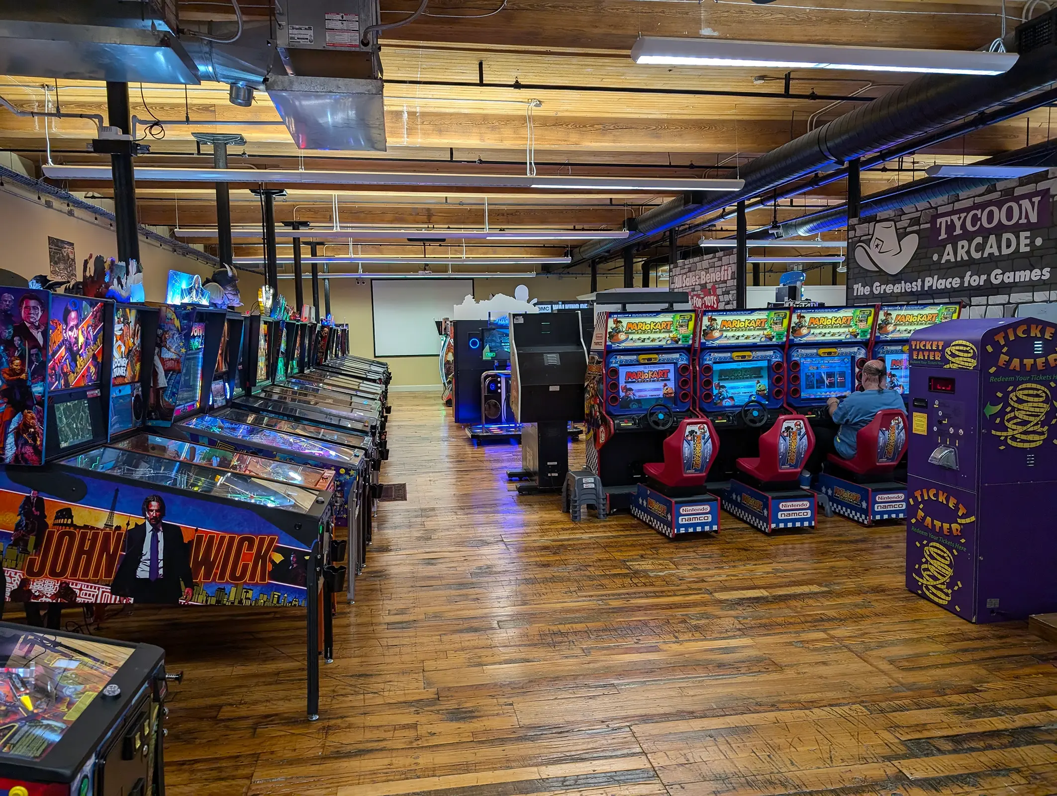 Tycoon Arcade Screenshots