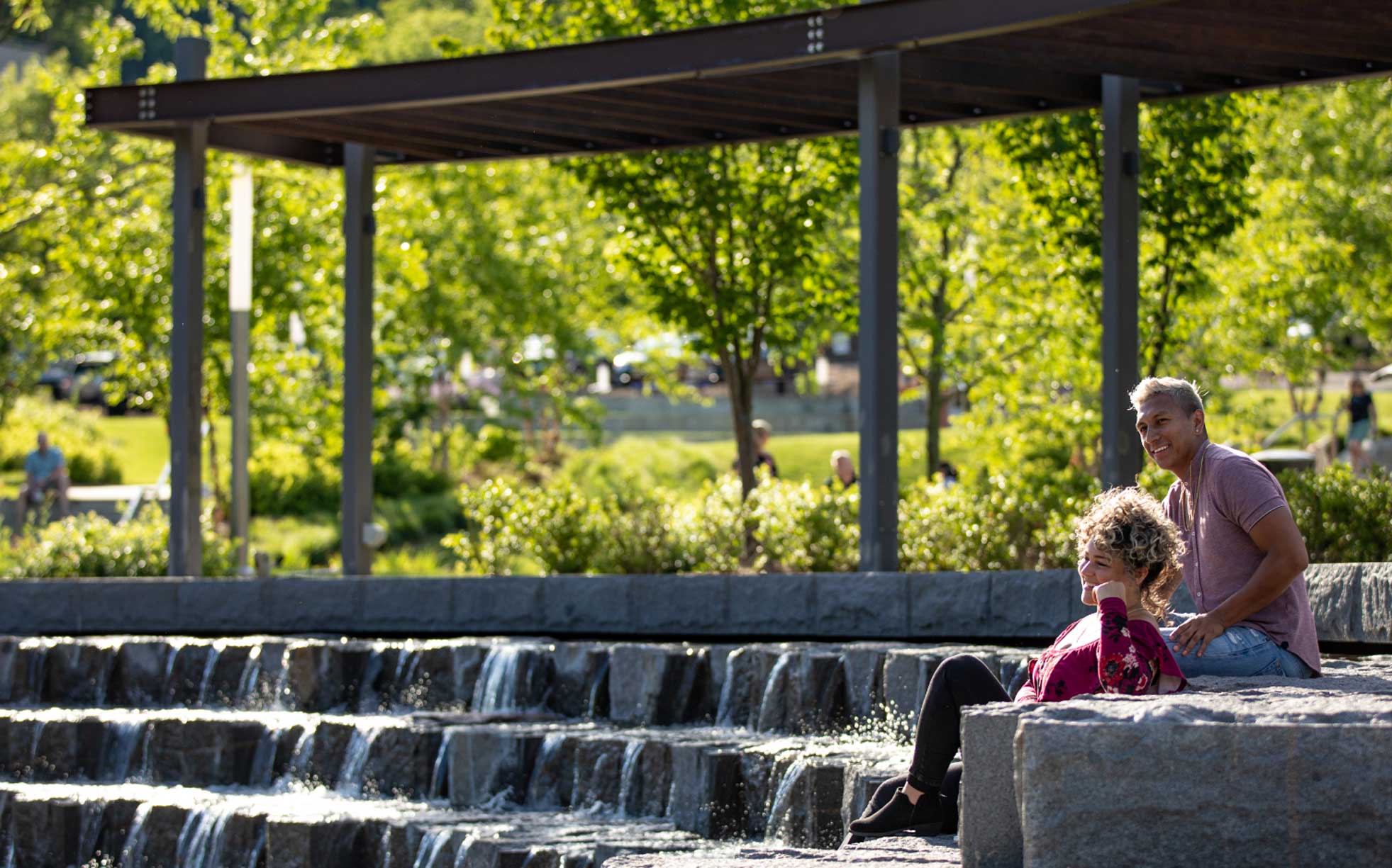 Book a tour Round table