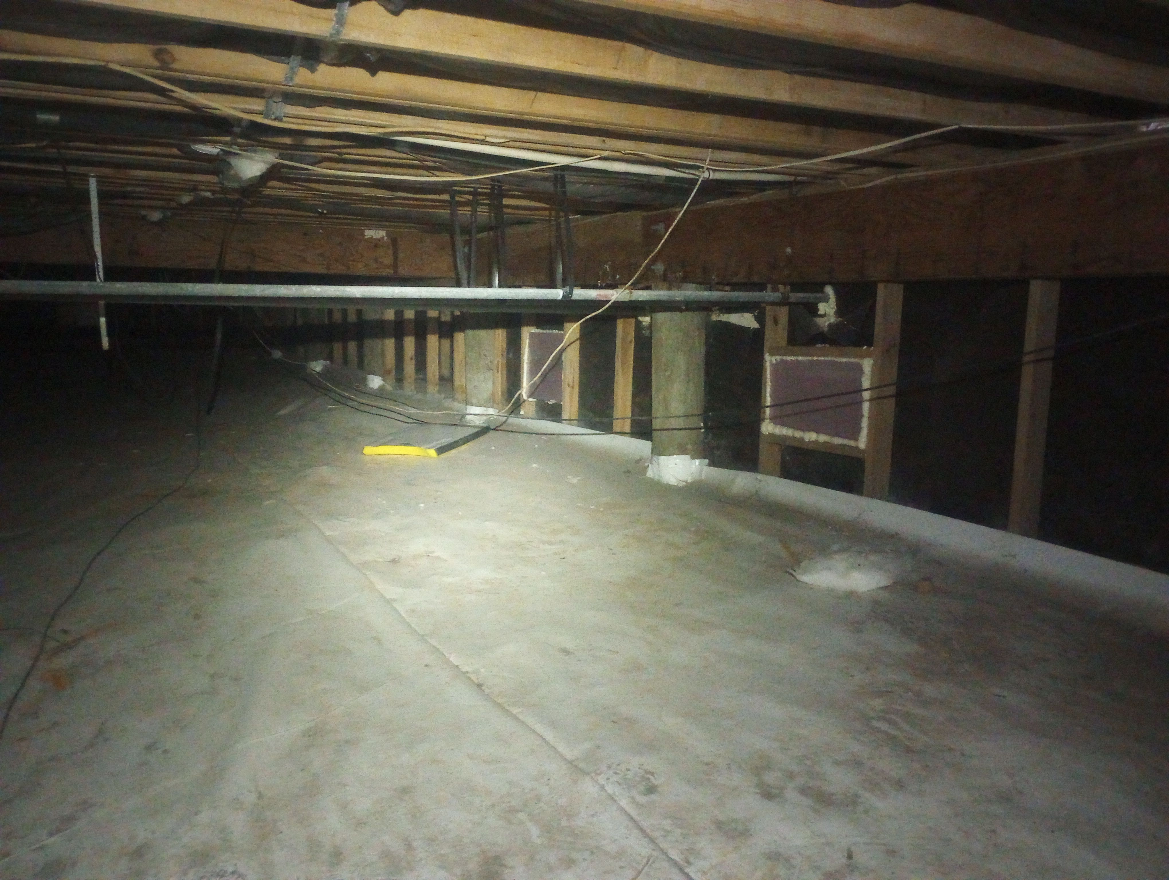 Crawlspace Evaluations for Apartment Complexes and Multi-Unit Buildings