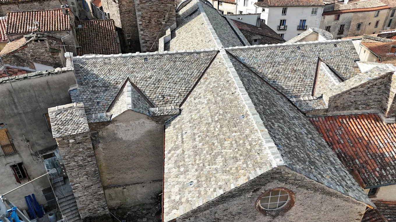 Restauration complète de la toiture par ETS Kiefer Restauration en Occitanie